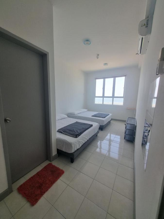 Seaside Haven Homestay Seaview Unit With Pool Opposite Ktcc & Mayang Mall - Pangsapuri Ladang Tanjung Kuala Terengganu Ngoại thất bức ảnh